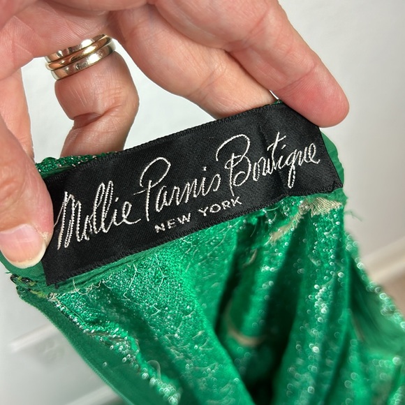 Vintage Mollie Parnis Boutique 1960’s long emerald green sequin mock neck gown - Picture 13 of 13